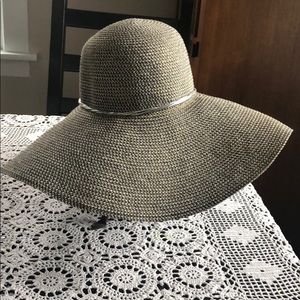 D&Y summer, Large brimmed hat